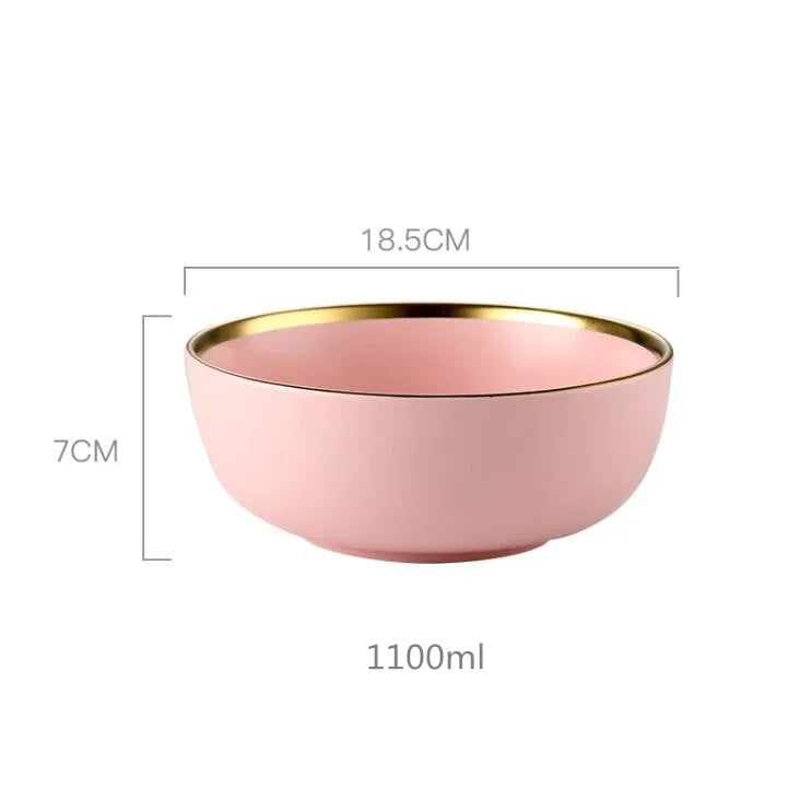 Louças em Porcelana Rosa com Borda Dourada