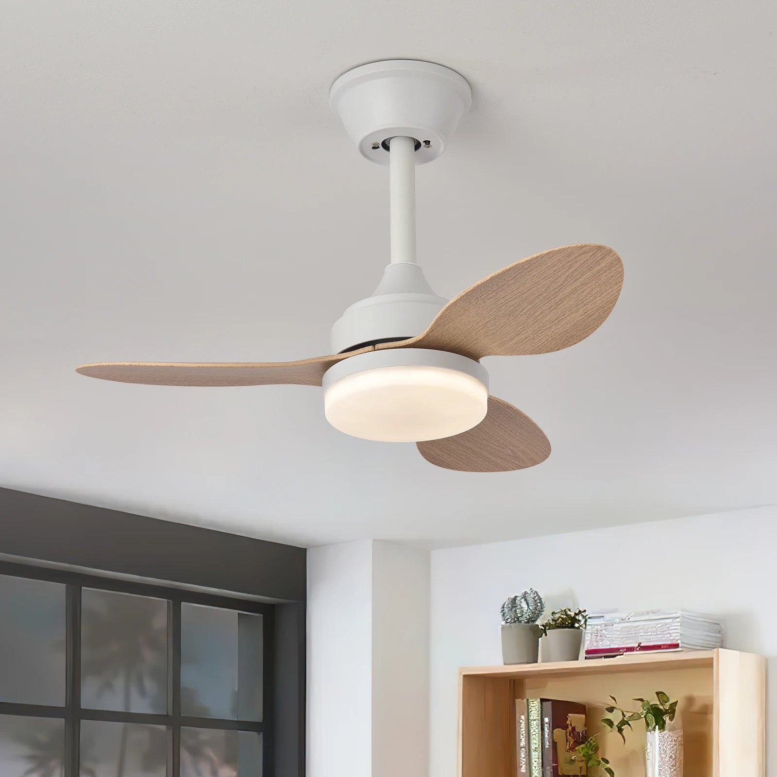 Ventilador de Teto com Luz LED, Controle Remoto e Bivolt Automático