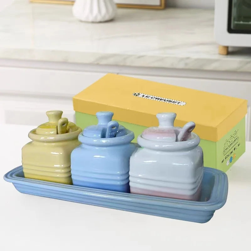 Pote de Temperos em Cerâmica