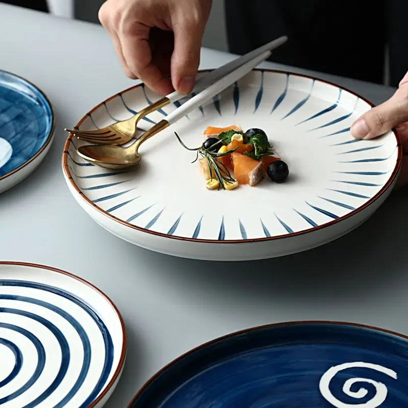 Prato de Cerâmica Azul Estampado