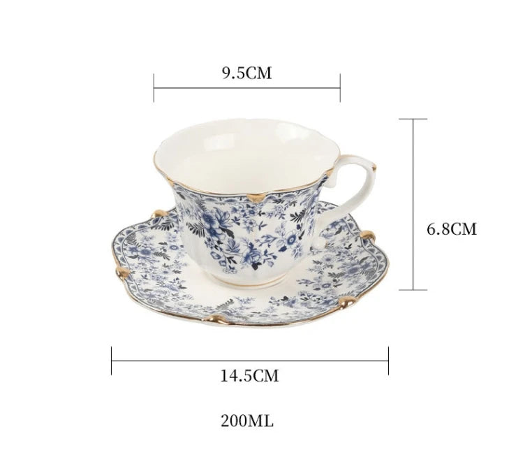 Conjunto de Xícara e Pires em Porcelana Fina Premium